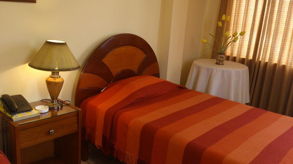 Copacabana Hotel Tacna Ngoại thất bức ảnh